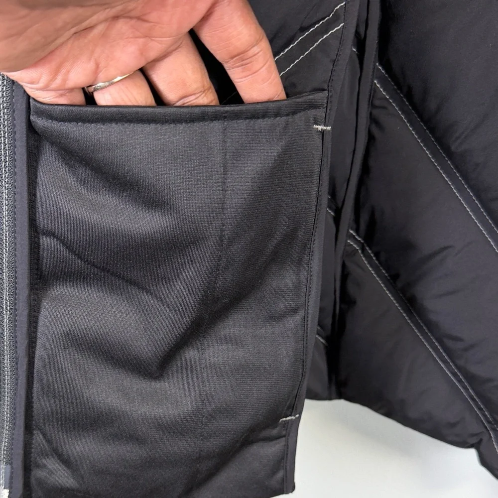 Athleta Inlet Reflective Quilted Down-Filled Vest in Gray‎ Sz XS